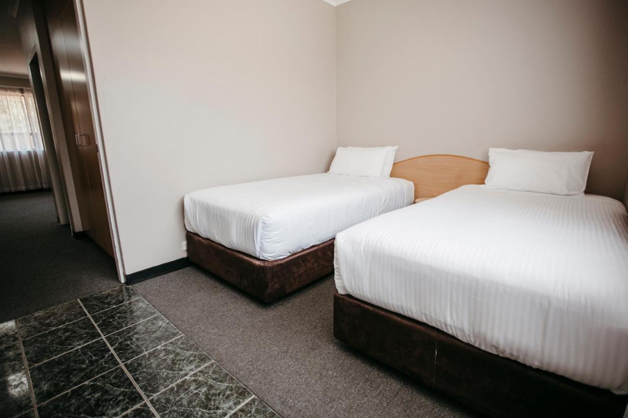 Colonial Motel リッチモンド エクステリア 写真