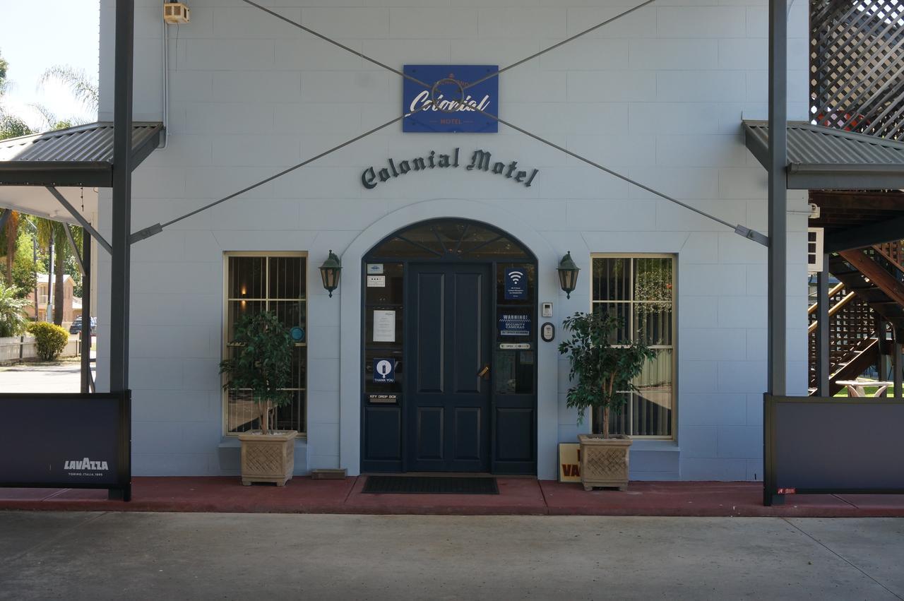 Colonial Motel リッチモンド エクステリア 写真